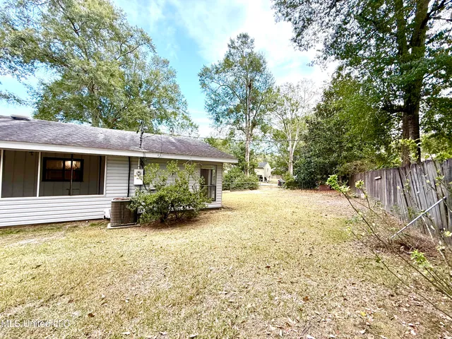 $179,999 | 1301 Third Avenue, Picayune, MS 39466