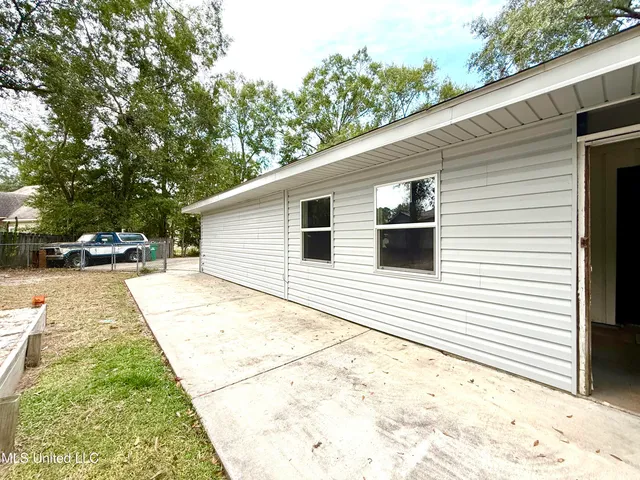 $179,999 | 1301 Third Avenue, Picayune, MS 39466