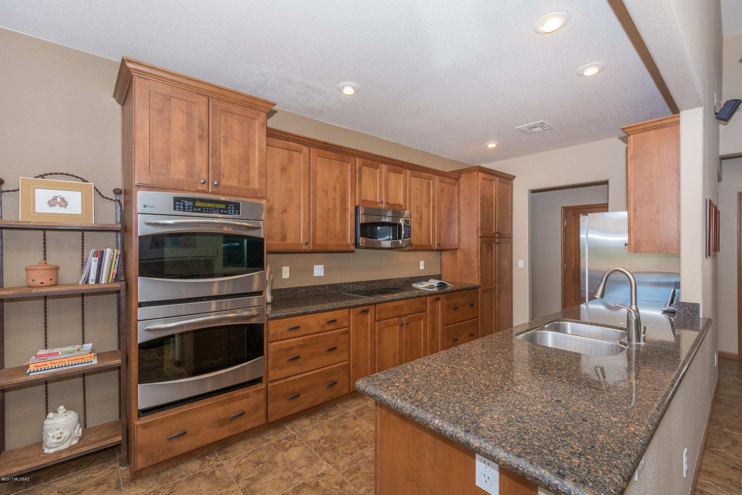 12372 North Mt Bigelow Road Tucson, AZ 85755 - Photo 6 of 41