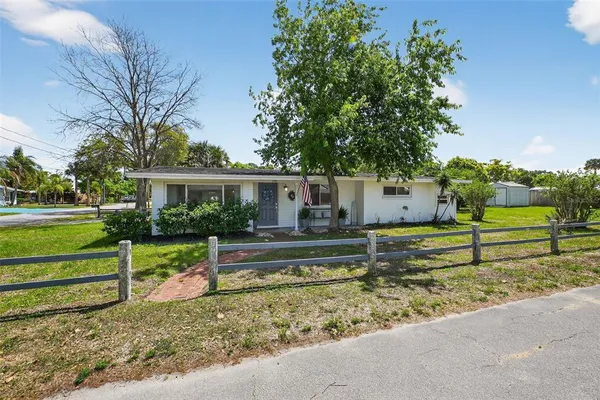 $339,000 | 116 Woodley Avenue, Edgewater, FL 32132
