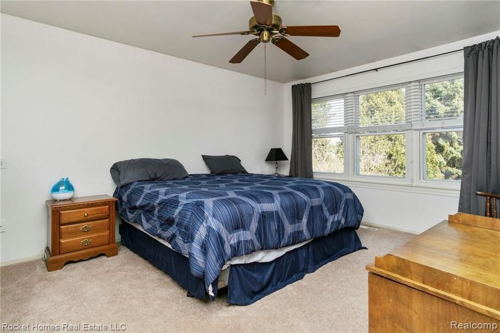 227 Parsons Lane Rochester Hills, MI 48307 - Photo 14 of 29
