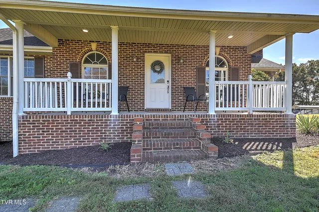 $500,000 | 1009 Muddy Creek Road, Piney Flats, TN 37686