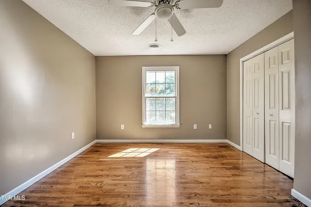 $500,000 | 1009 Muddy Creek Road, Piney Flats, TN 37686