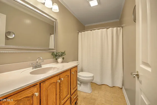 $500,000 | 1009 Muddy Creek Road, Piney Flats, TN 37686