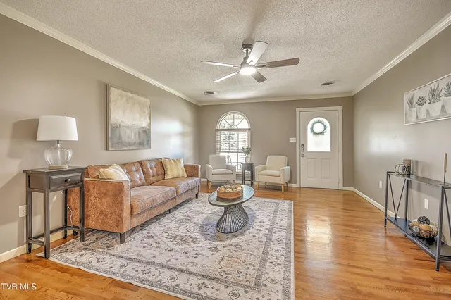 $500,000 | 1009 Muddy Creek Road, Piney Flats, TN 37686