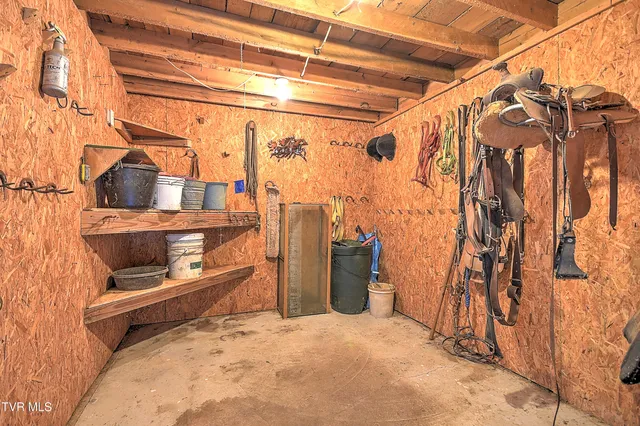 $500,000 | 1009 Muddy Creek Road, Piney Flats, TN 37686