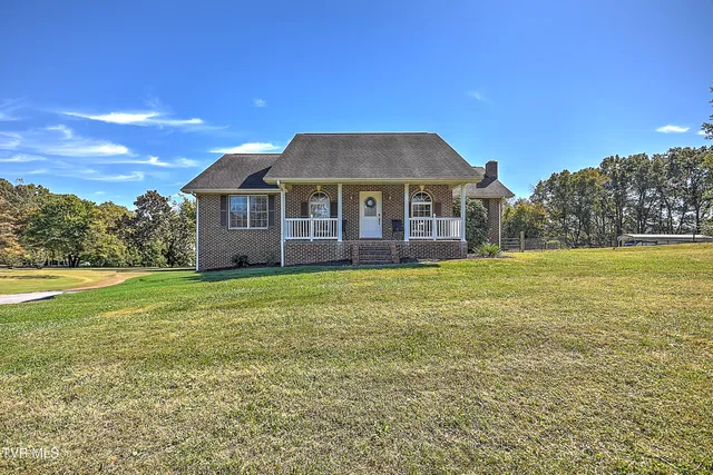 $500,000 | 1009 Muddy Creek Road, Piney Flats, TN 37686
