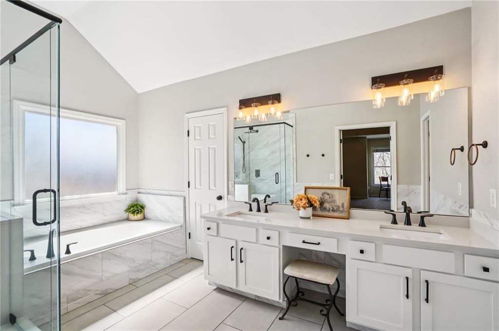 2690 Stonehill Way Cumming, GA 30041 - Photo 13 of 29