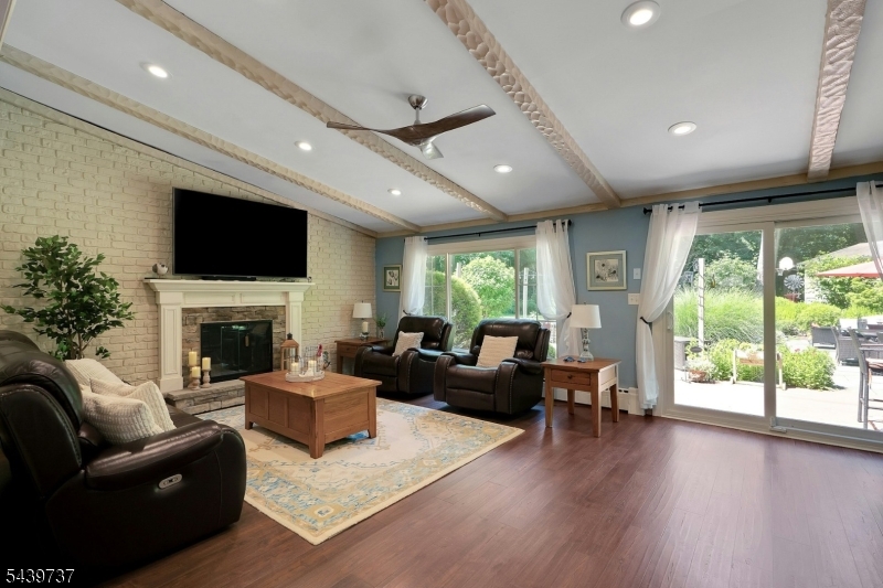 52 Stockton Road Summit, NJ 07901 - Photo 6 of 36