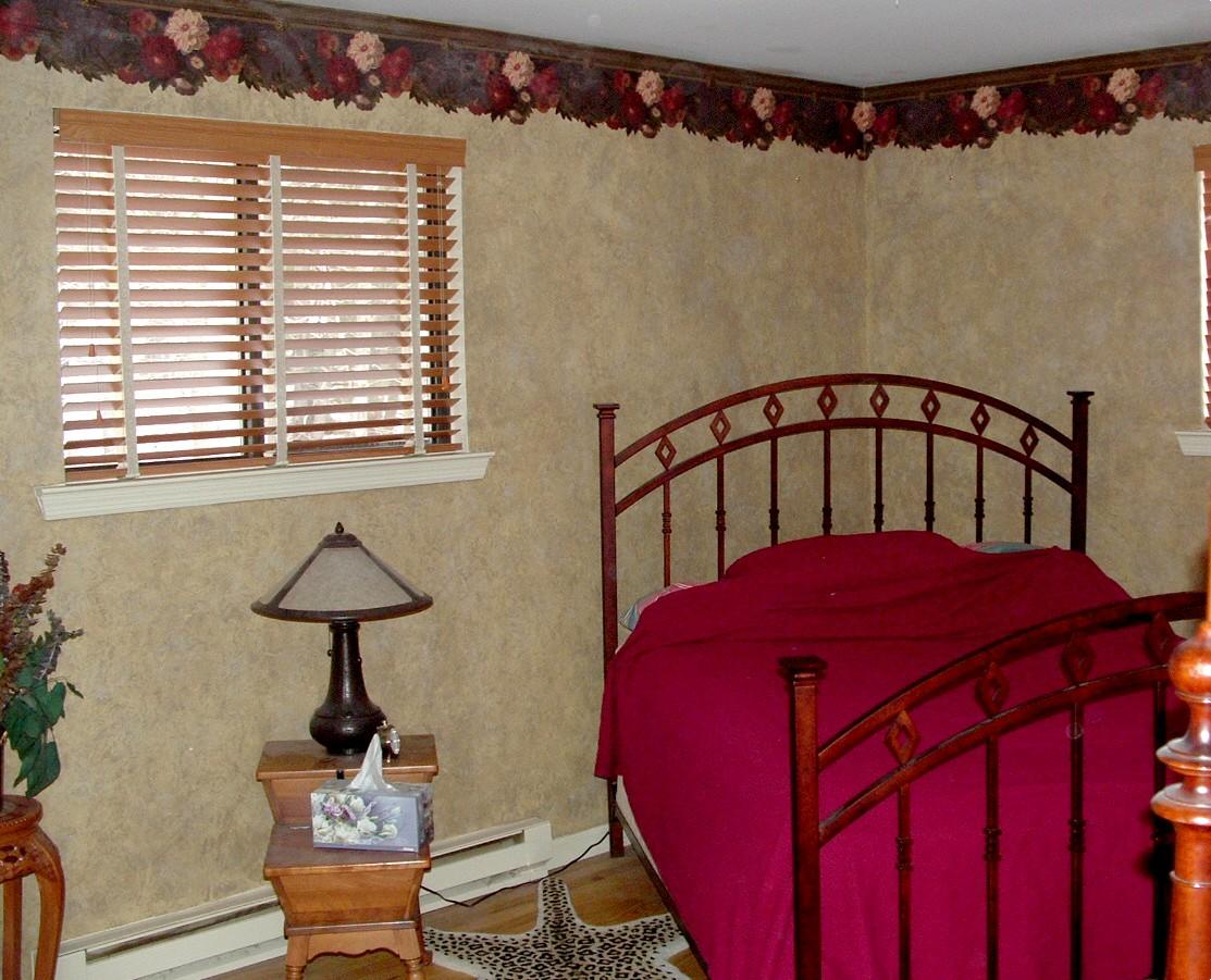 106 Helen Street Stroudsburg, PA 18360 - Photo 7 of 9 Master bedroom