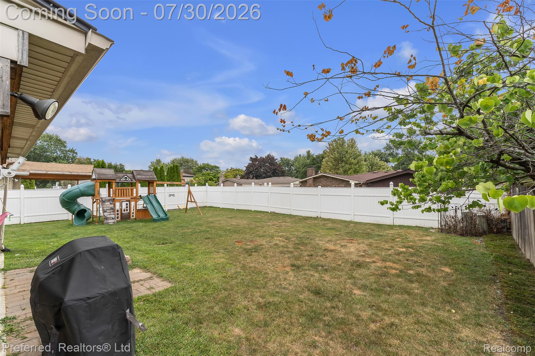 43151 Avon Road Canton, MI 48187 - Photo 59 of 65 avon-59.jpg