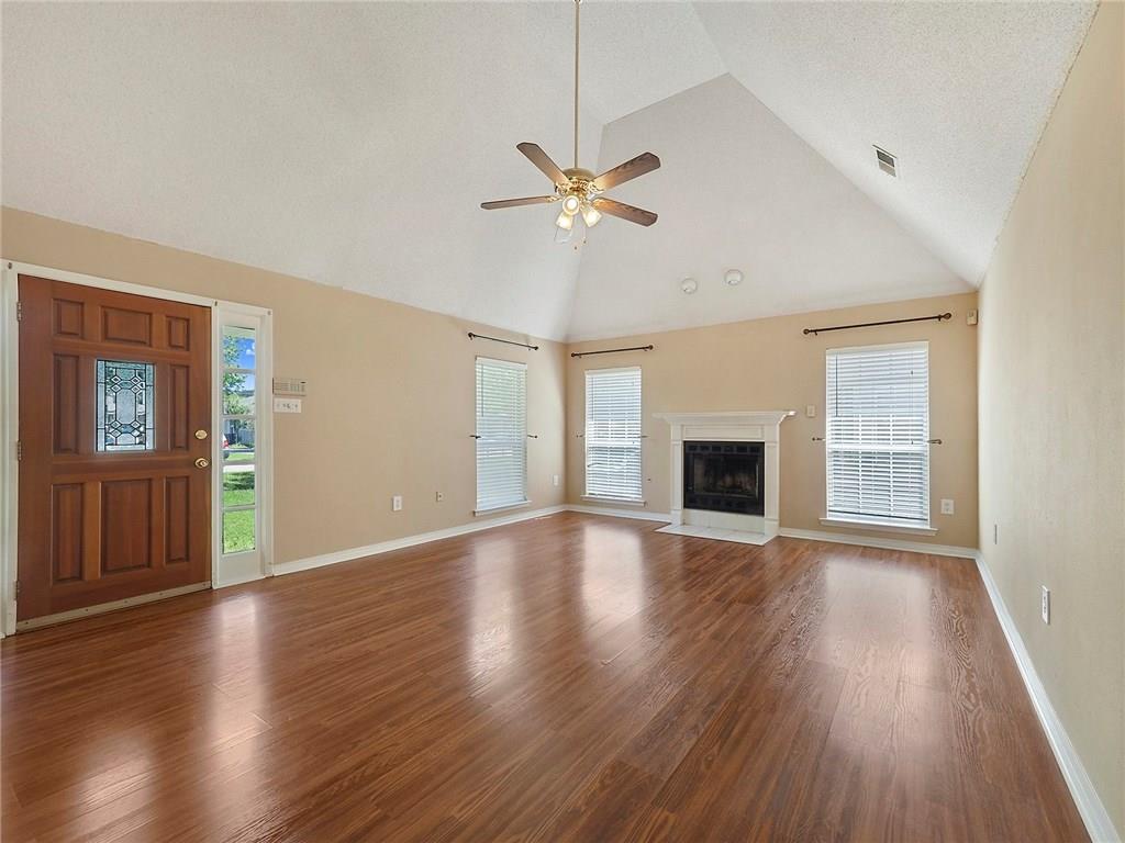 409 Bon Temps Roule Mandeville, LA 70471 - Photo 3 of 17 Gallery Image 3