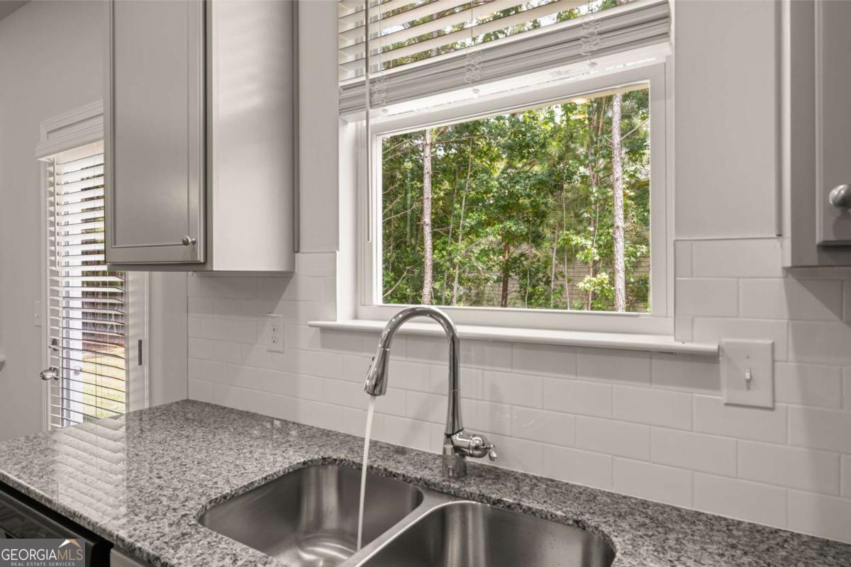 2707 Riverpine Trail, Unit HOMESITE 178 Atlanta, GA 30331 - Photo 3 of 13