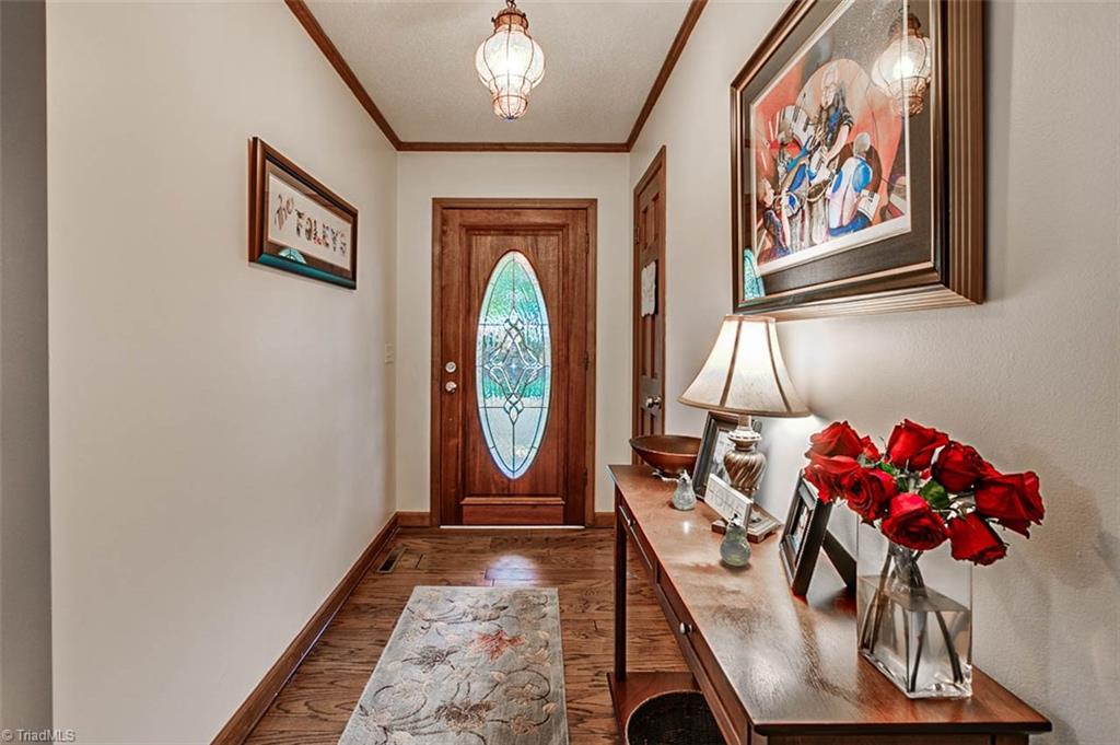 614 Inwood Road Asheboro, NC 27205 - Photo 2 of 33 Foyer