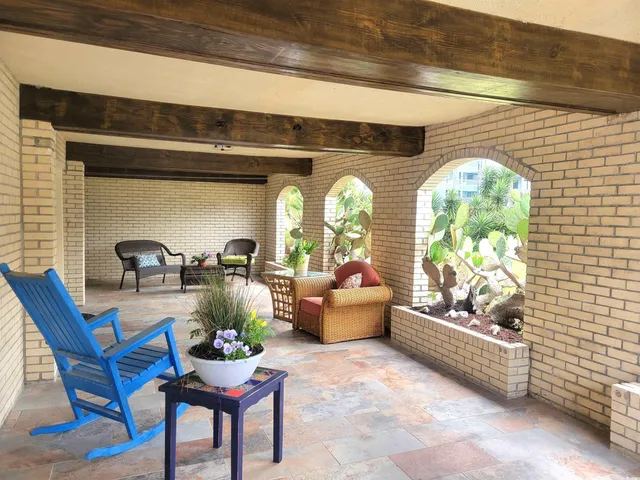 $2,190,000 | 807 North Waccamaw Drive, Murrells Inlet, SC 29576