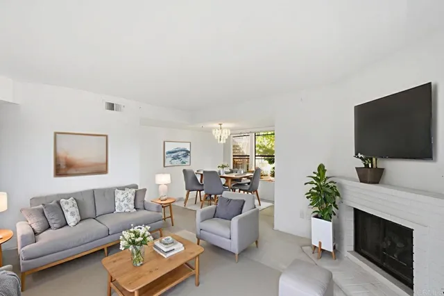 $659,000 | 12250 Corte Sabio, Unit 2210, San Diego, CA 92128