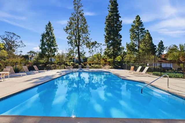 $659,000 | 12250 Corte Sabio, Unit 2210, San Diego, CA 92128