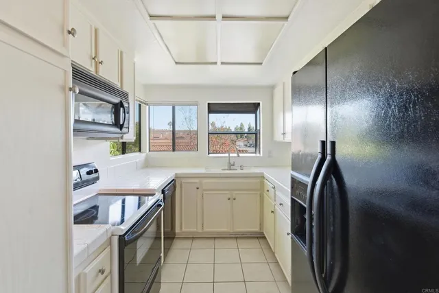 $659,000 | 12250 Corte Sabio, Unit 2210, San Diego, CA 92128