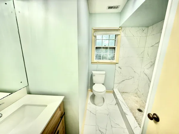 $2,495 | 1881 Akerswood Cove, Germantown, TN 38138