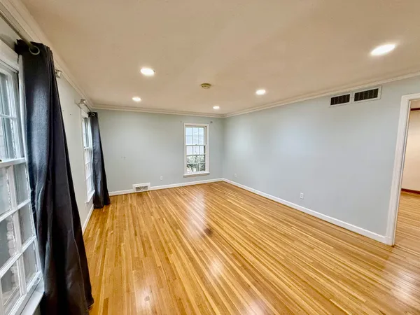 $2,495 | 1881 Akerswood Cove, Germantown, TN 38138