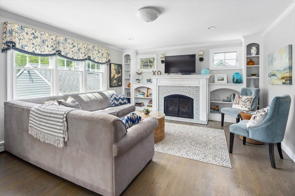 6 Smith Road Hingham, MA 02043 - Photo 13 of 37