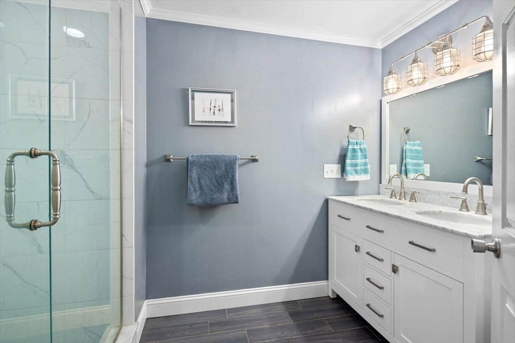 6 Smith Road Hingham, MA 02043 - Photo 27 of 37