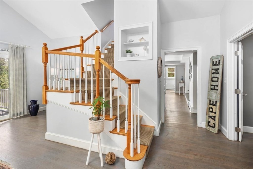 6 Smith Road Hingham, MA 02043 - Photo 9 of 37