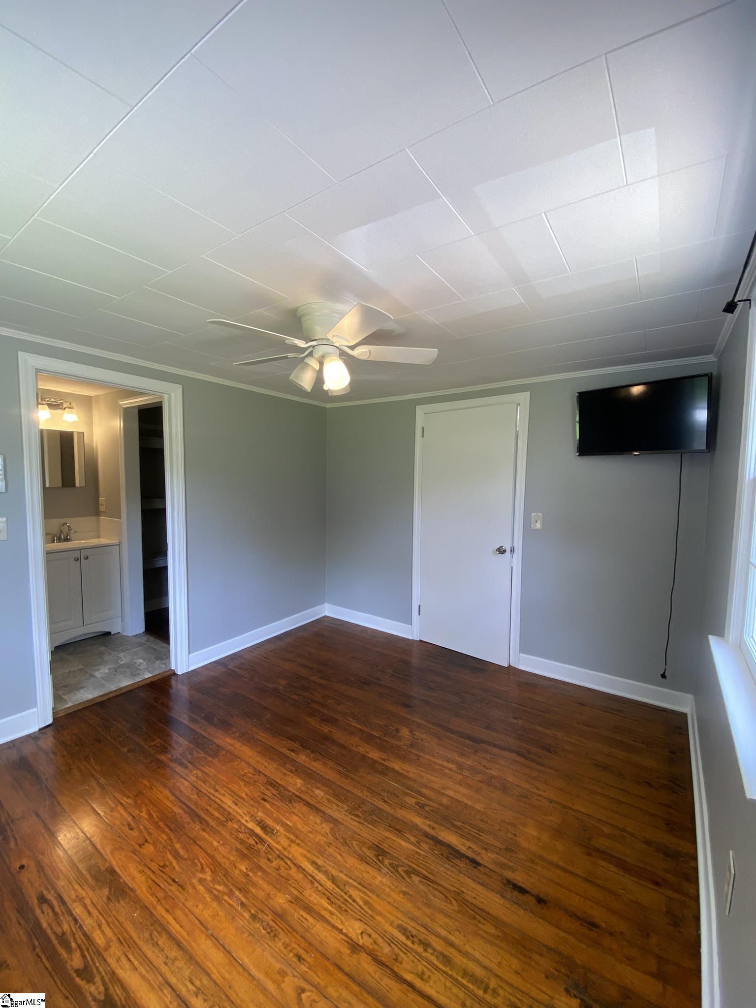 134 East Jones Avenue Pickens, SC 29671 - Photo 11 of 15