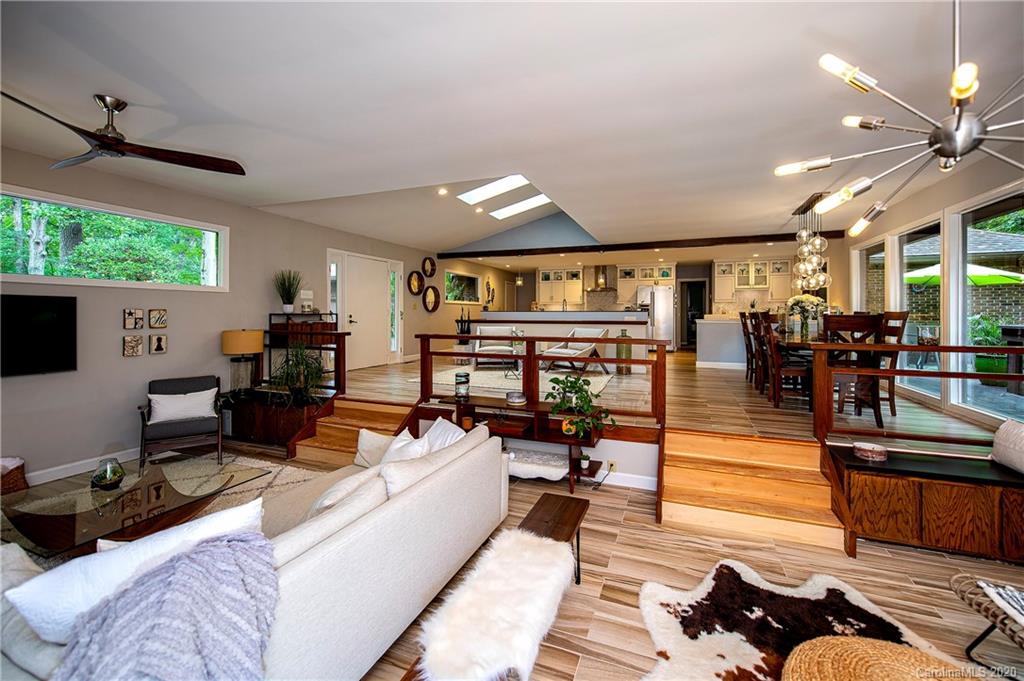 23 Commodore Point Road Lake Wylie, SC 29710 - Photo 10 of 48 Gallery Image 10