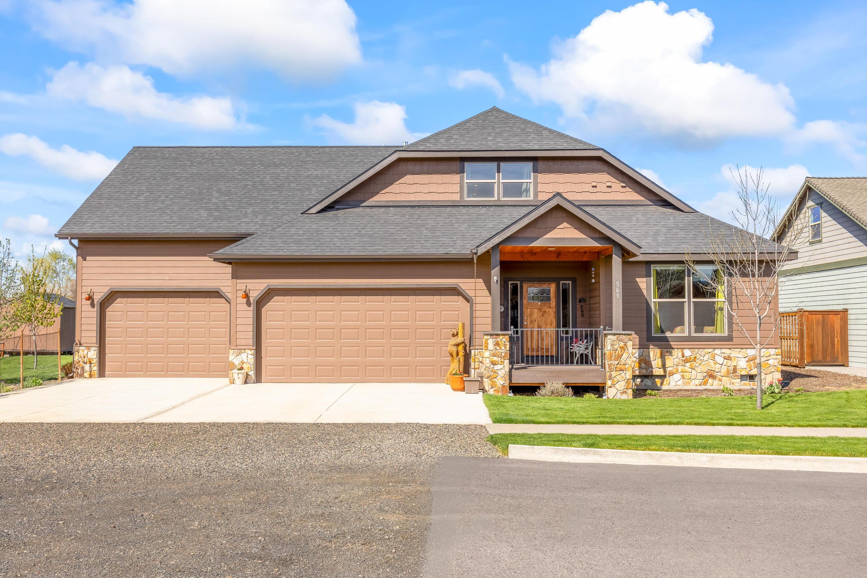 561 Southeast Stearns Road Prineville, OR 97754 - Photo 1 of 46