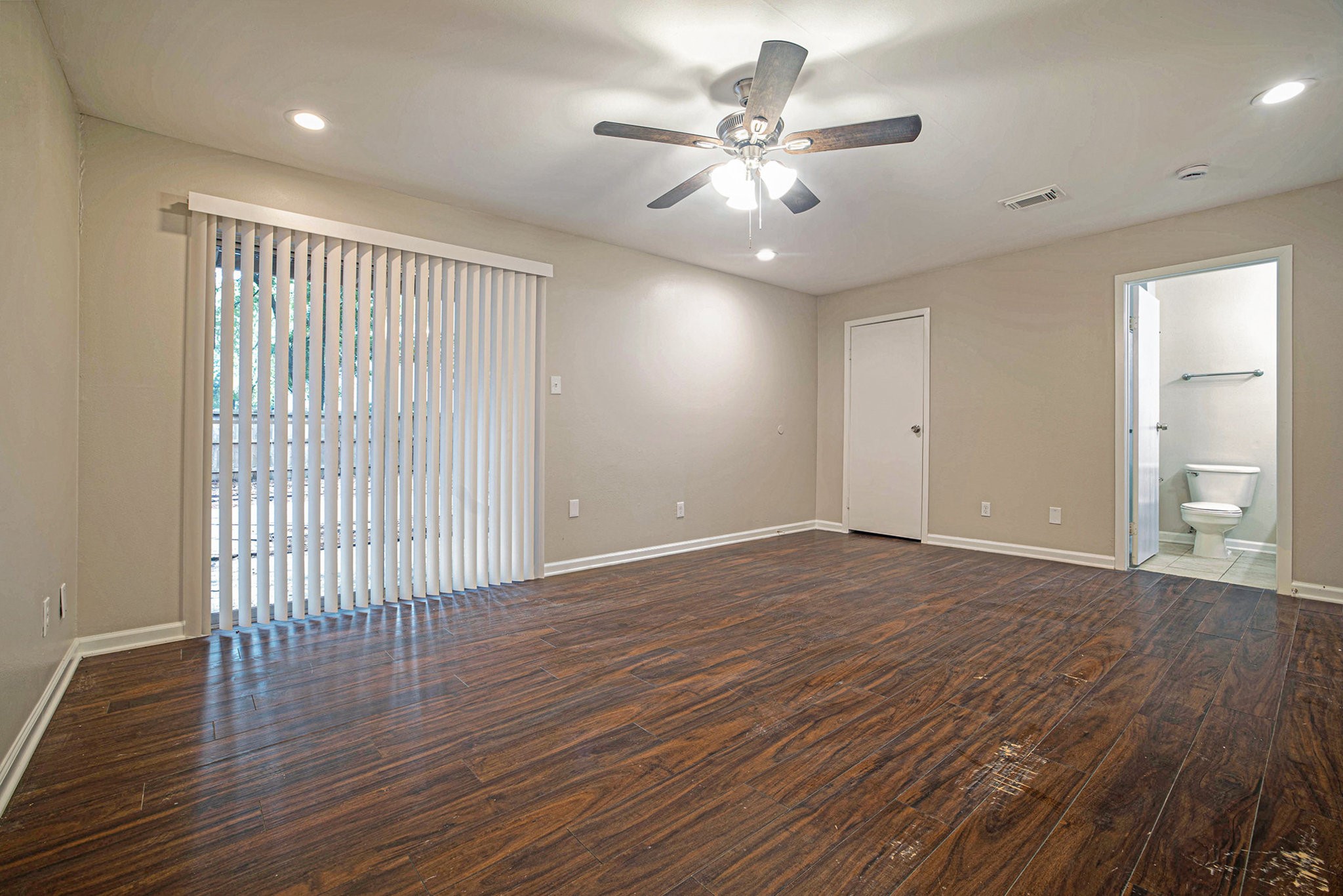 17 Brookflower Road Spring, TX 77380 - Photo 14 of 24