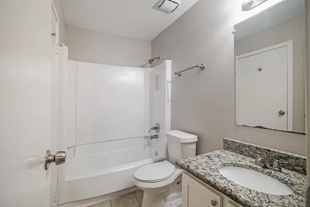 $340,000 | 17 Brookflower Road, Spring, TX 77380