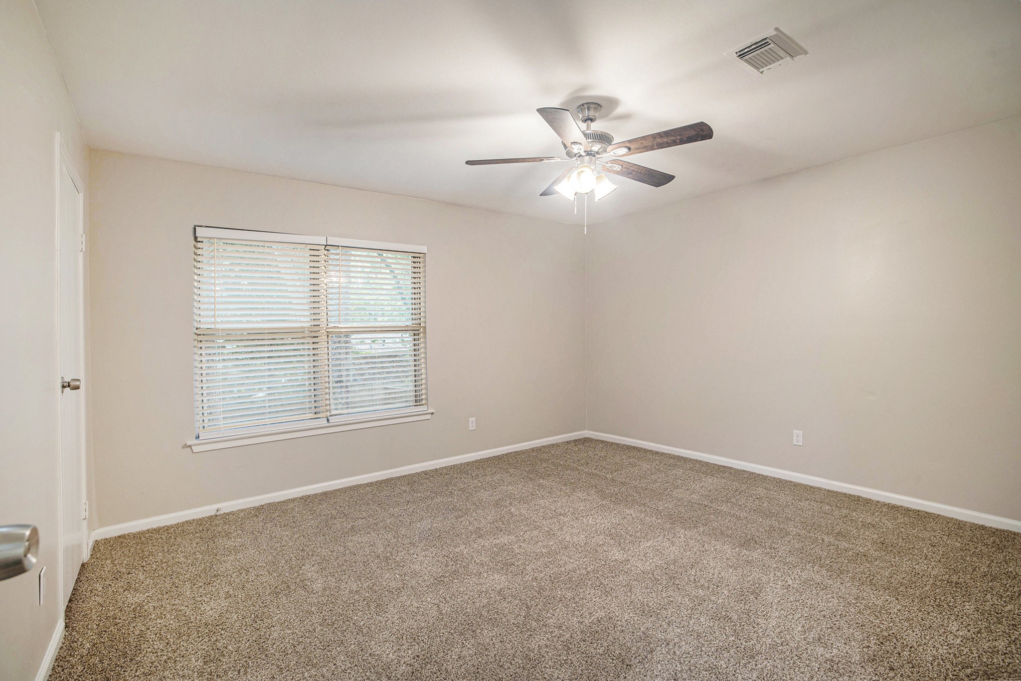 17 Brookflower Road Spring, TX 77380 - Photo 16 of 24