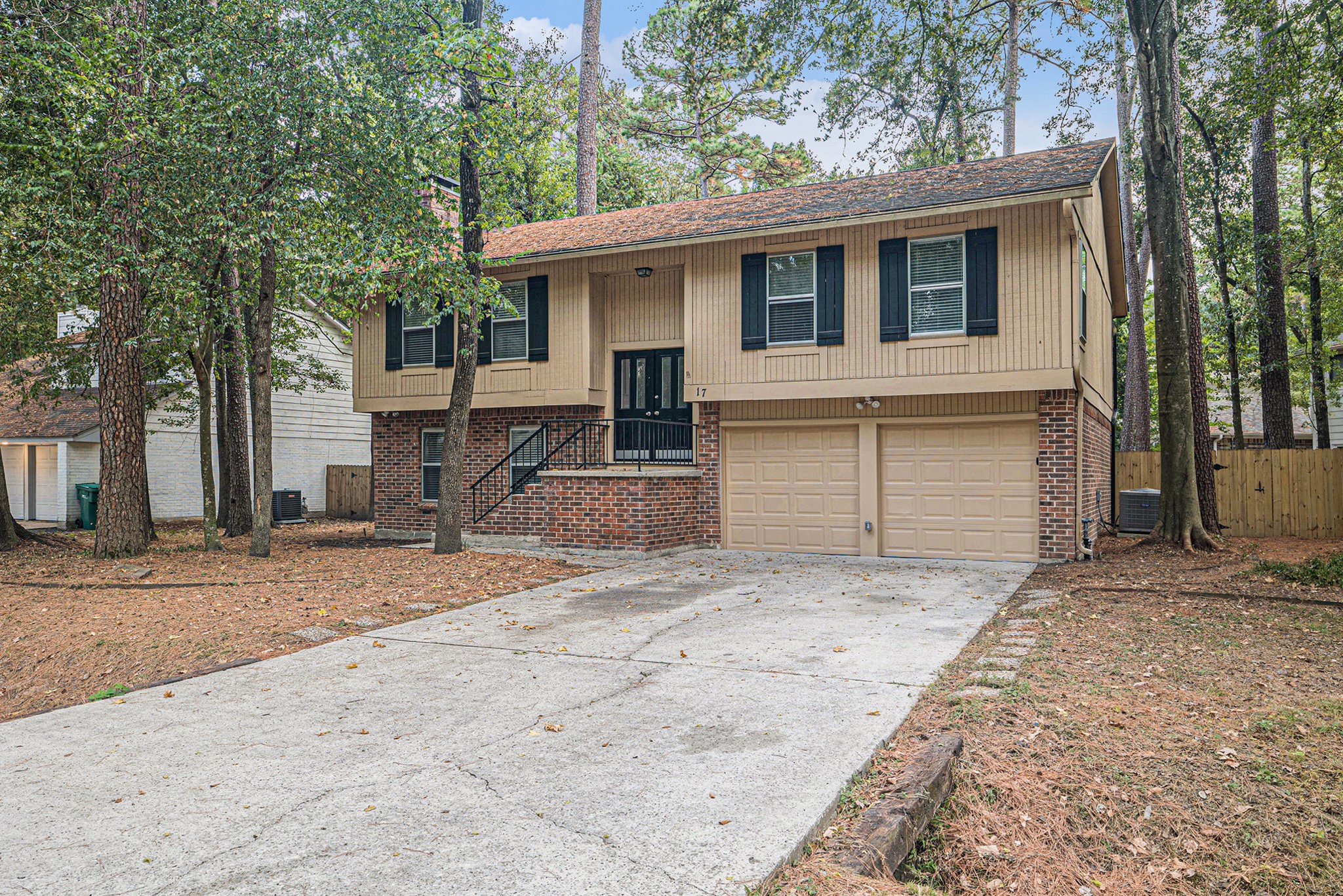 17 Brookflower Road Spring, TX 77380 - Photo 4 of 24