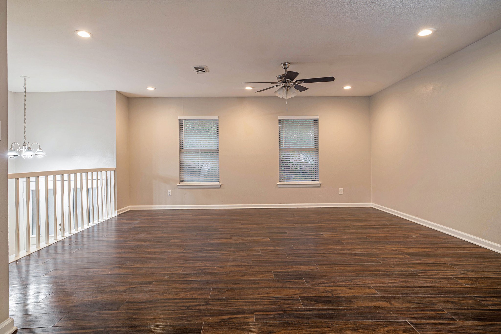 17 Brookflower Road Spring, TX 77380 - Photo 5 of 24