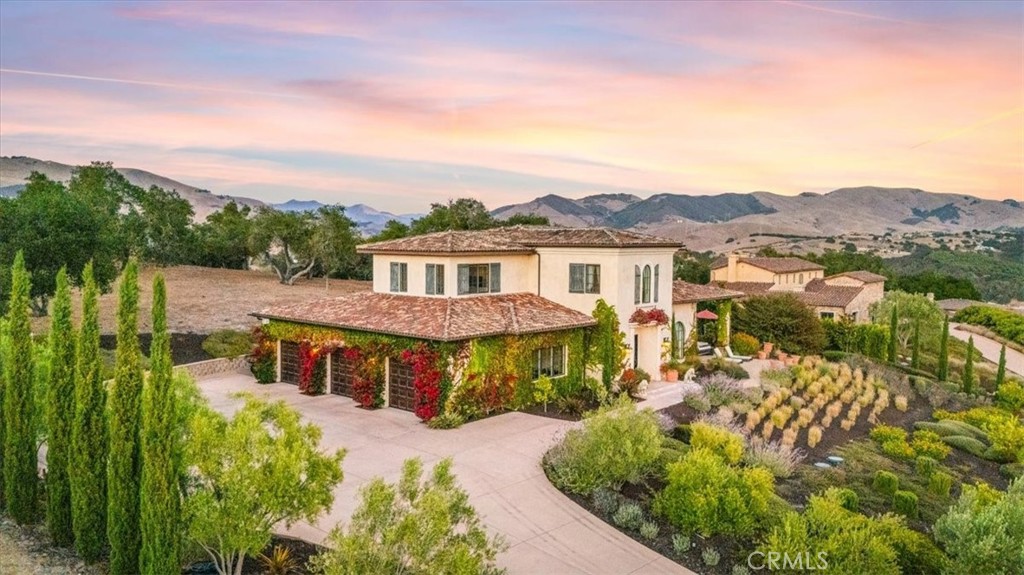 455 Mission Springs Road Arroyo Grande, CA 93420 - Photo 2 of 65