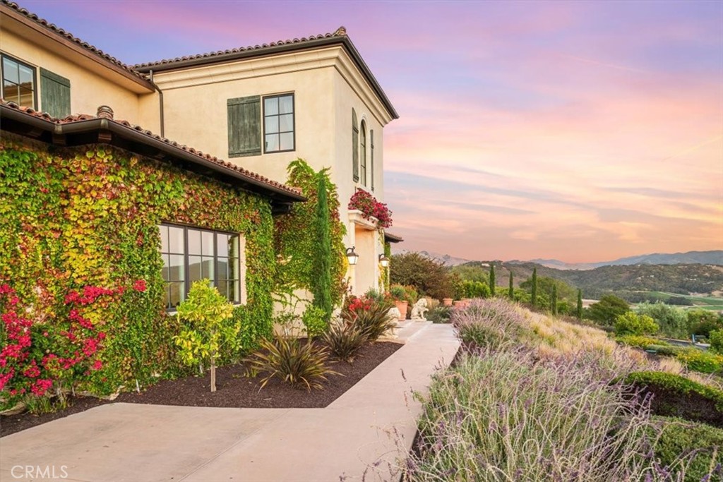 455 Mission Springs Road Arroyo Grande, CA 93420 - Photo 54 of 65 a view of a house with a garden