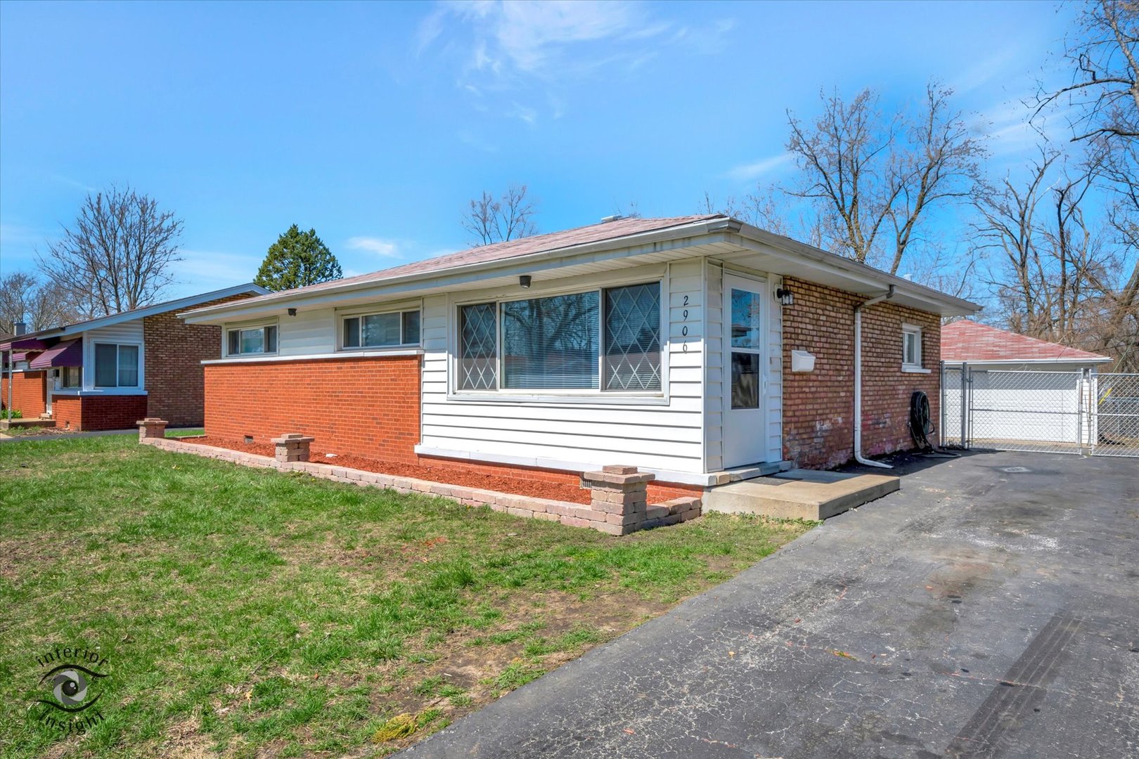 2906 Stafford Drive Markham, IL 60428 - Photo 2 of 25