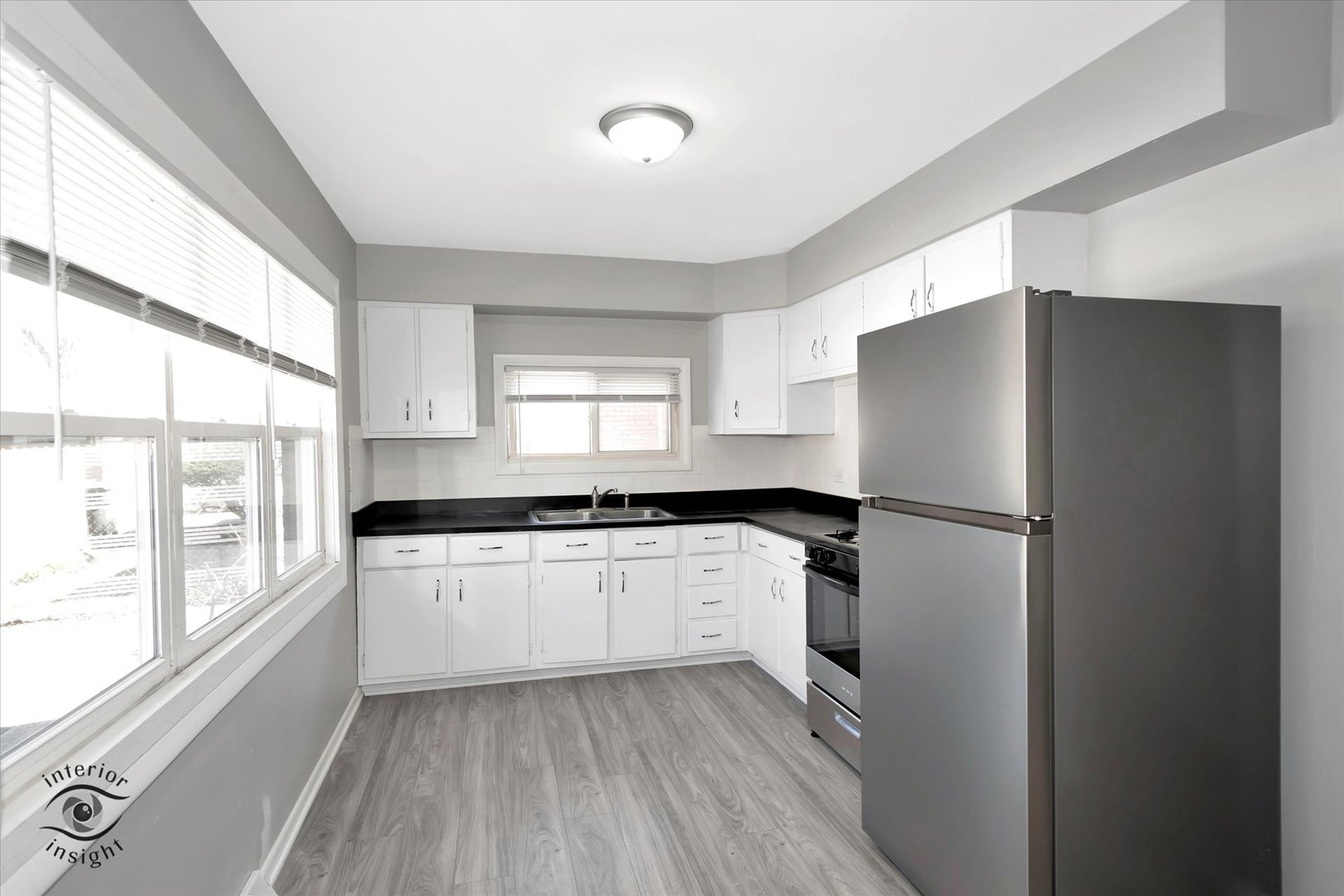 2906 Stafford Drive Markham, IL 60428 - Photo 7 of 25