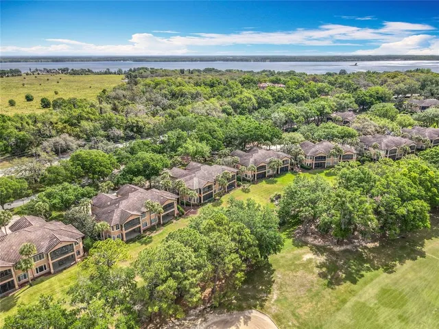 $310,000 | 602 Camino Real, Unit 602, Howey-in-the-Hills, FL 34737