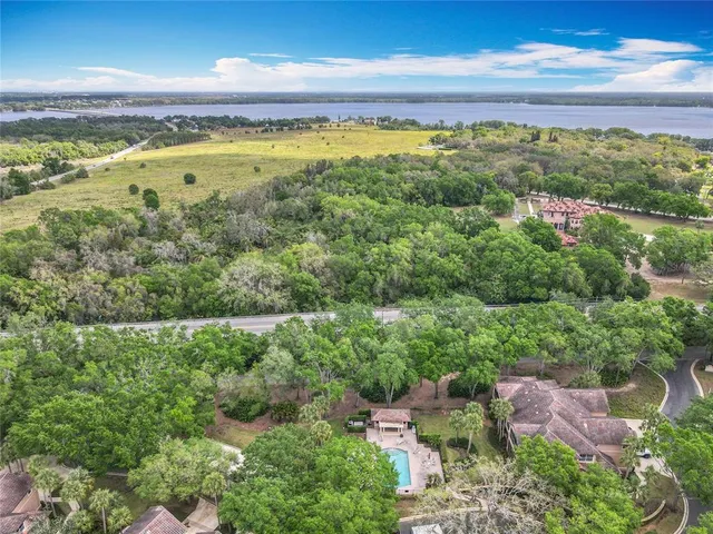 $310,000 | 602 Camino Real, Unit 602, Howey-in-the-Hills, FL 34737