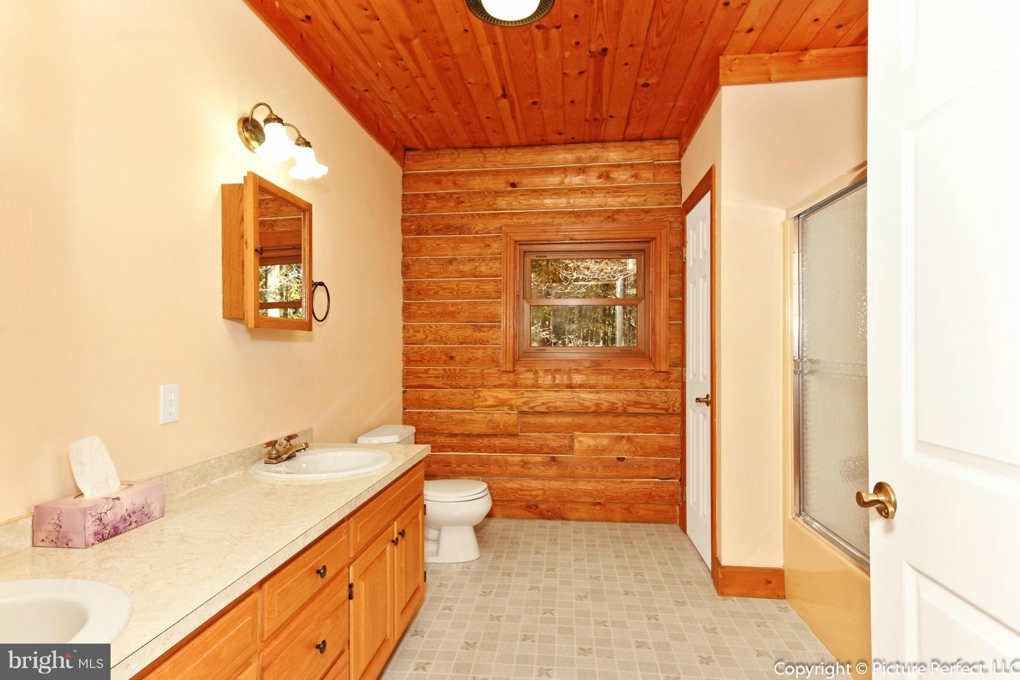 10845 Gambrill Park Road Frederick, MD 21702 - Photo 21 of 30 Bath