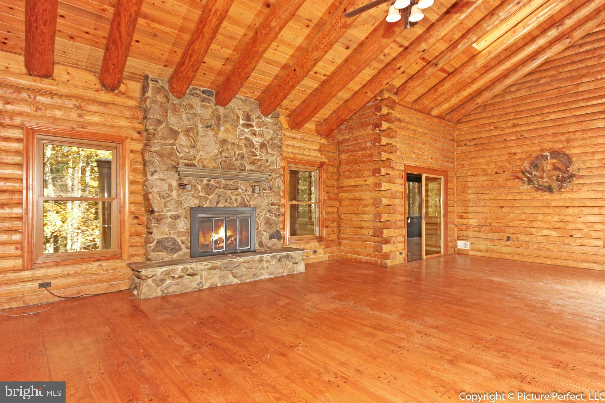 10845 Gambrill Park Road Frederick, MD 21702 - Photo 6 of 30 Family Room