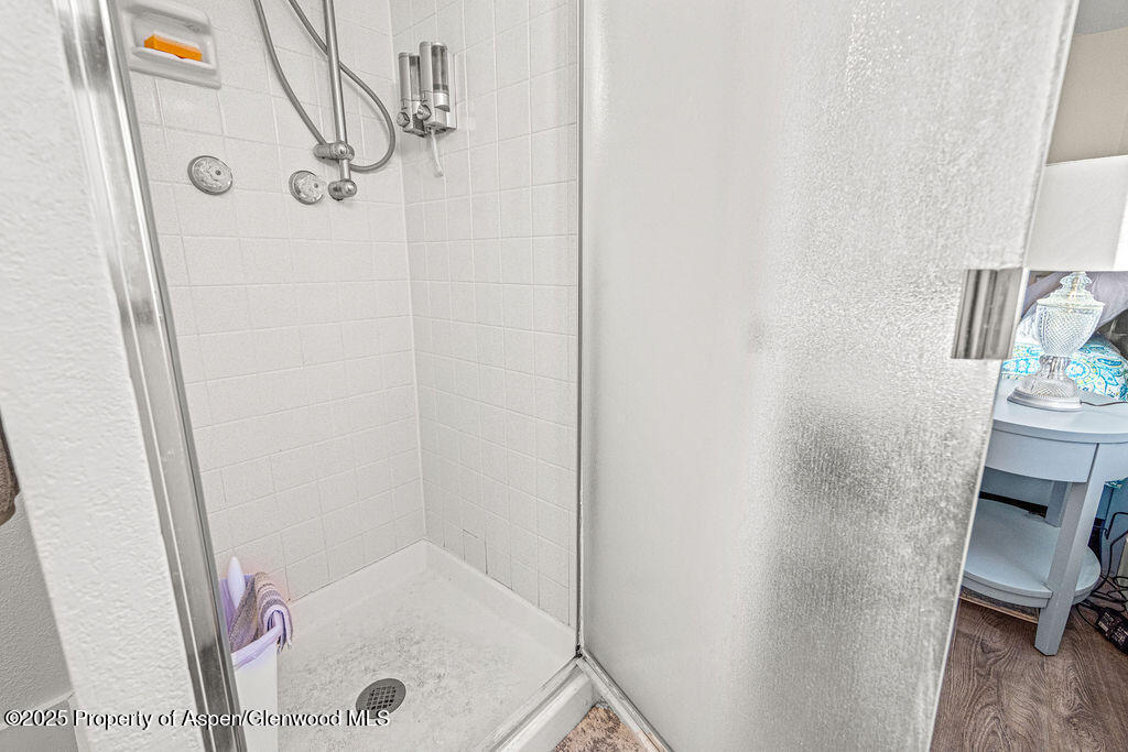 193 Barker Street Craig, CO 81625 - Photo 18 of 50 a bathroom with a tub and a sink