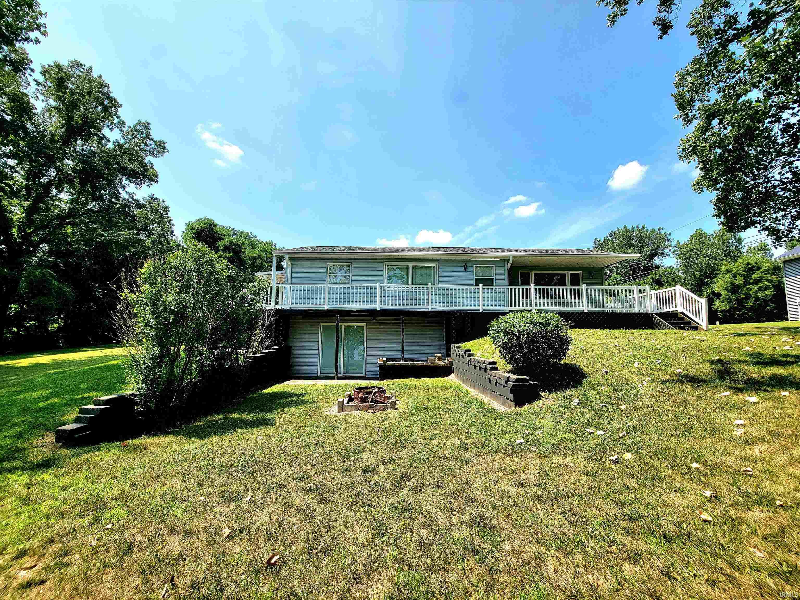 51585 East County Line Road Middlebury, IN 46540 - Photo 4 of 36 Gallery Image 4