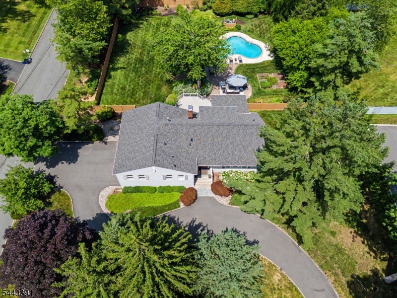 6 Coventry Road Livingston, NJ 07039 - Photo 1 of 37