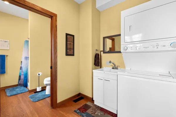 $675,000 | 2005 1/2 Street, Comstock, WI 54826