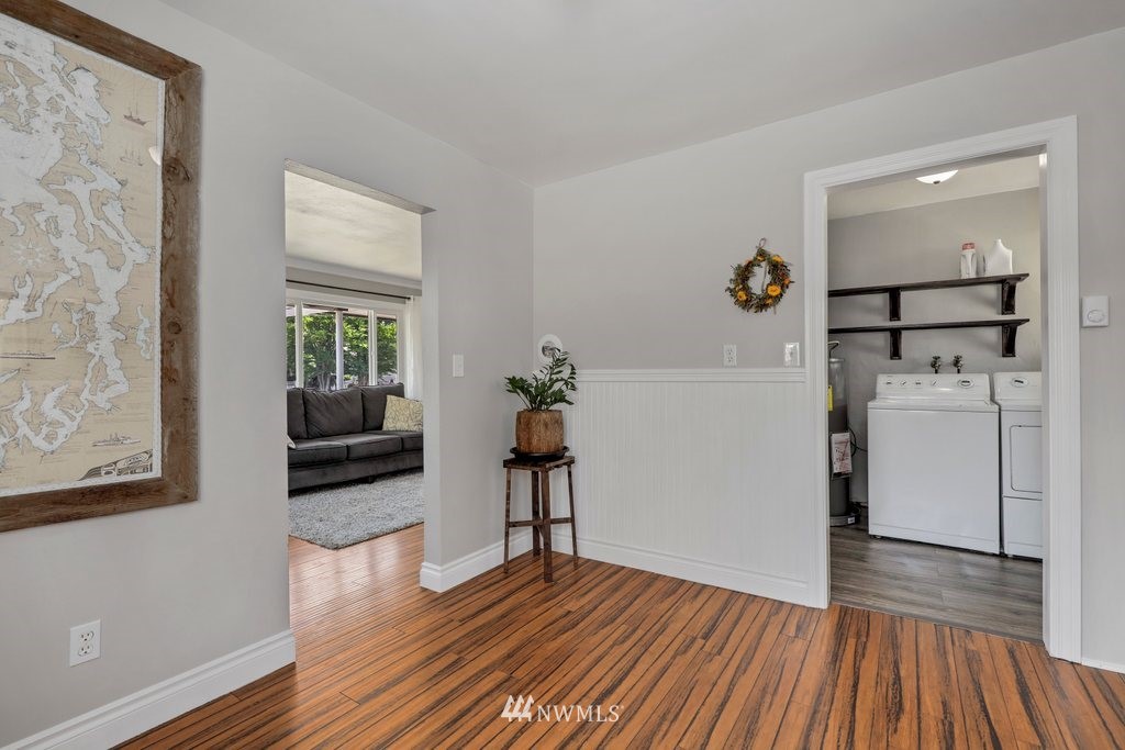 6902 Morgan Road Everett, WA 98203 - Photo 14 of 36