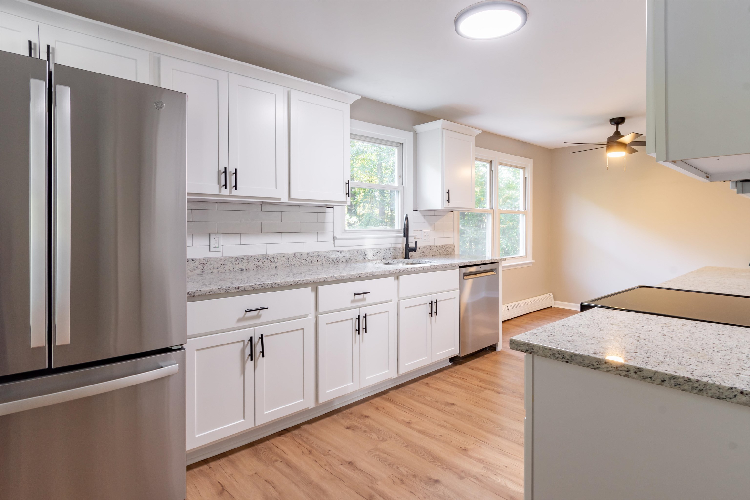 7 Griffin Road Hudson, NH 03051 - Photo 13 of 25