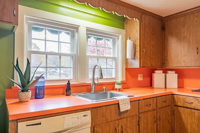 $500,000 | 94 Grove Street, Shrewsbury, MA 01545